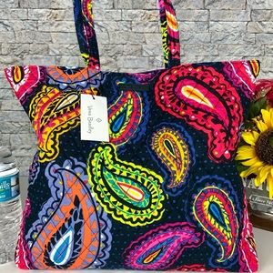 SOLD Vera Bradley Essential Tote Bag